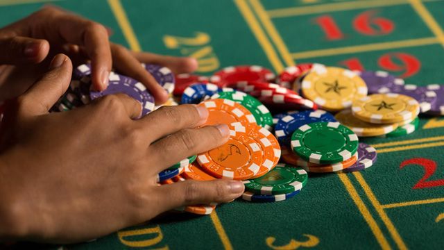 Grand Casino کھلاڑیوں کے لیے لائیو کیسینو سیکشن